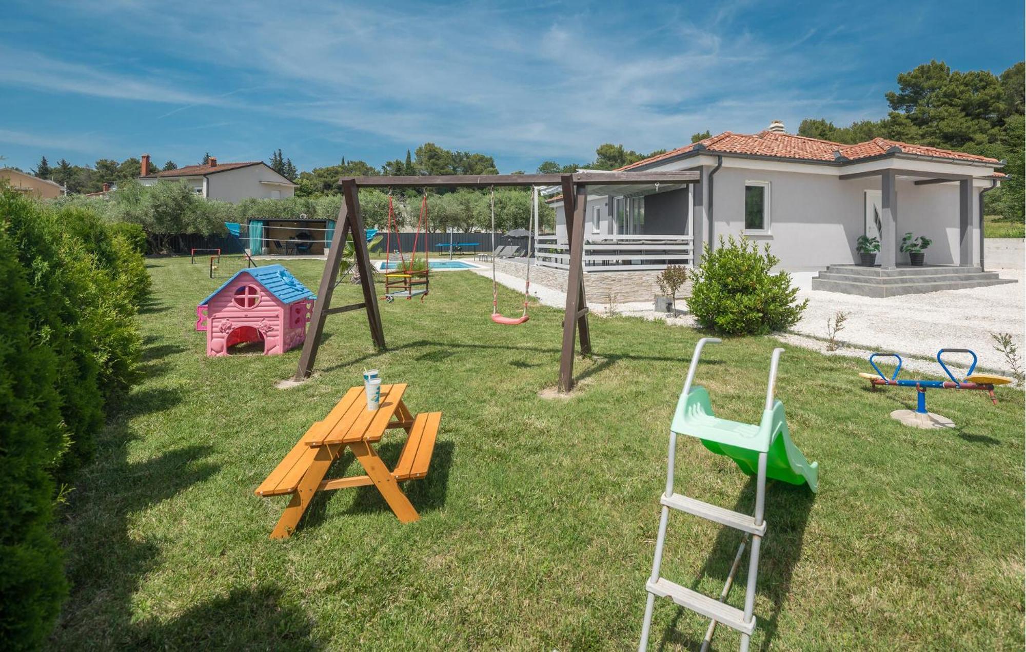 In With House A Panoramic View * Pula